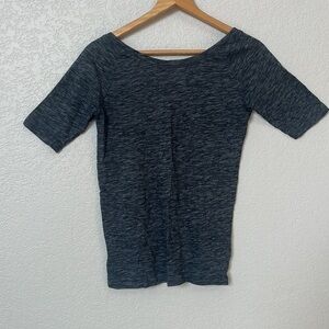 Gap Heathered Navy Scoop Neck T shirt Small